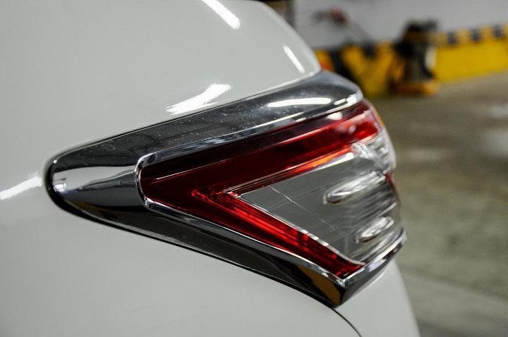 ỐP TRANG TRÍ ĐÈN PHA VÀ ĐÈN HẬU TOYOTA VIOS 2015 - 2017