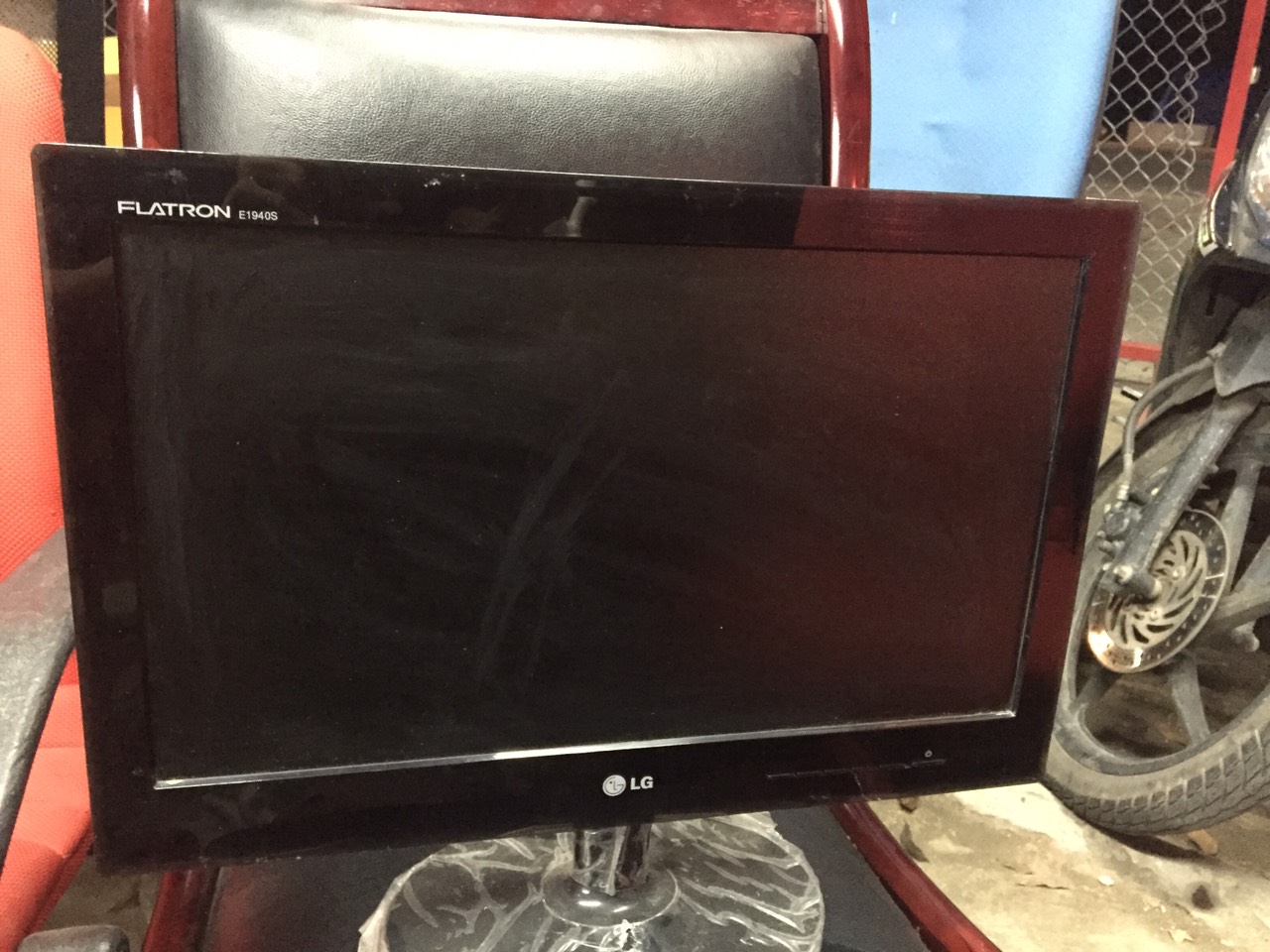 Màn Hình Máy Tính Samsung/Hp/LG/Acer/Dell 22 inch đến 17 inch