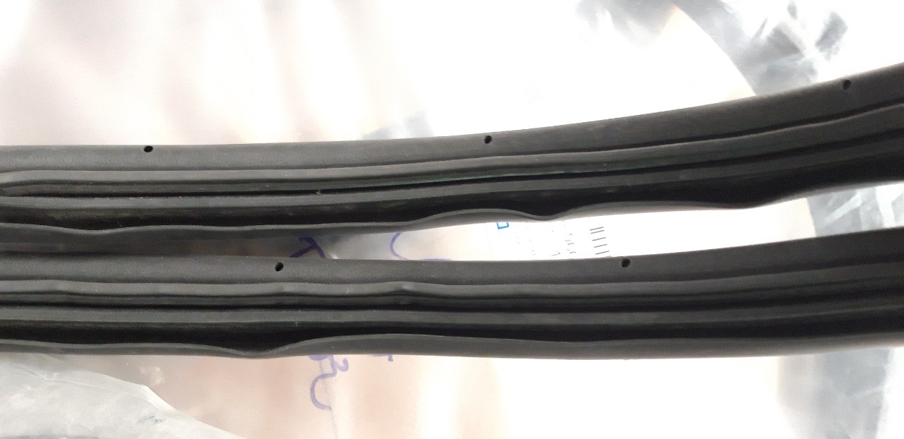 Gioăng thân xe cánh cửa Spark, Matiz 3 (Có phân vế, Giá 1 Chiếc) OEM