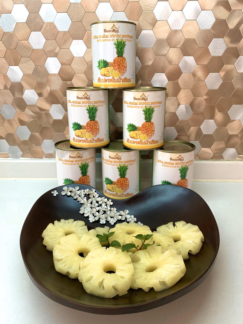 DỨA NGÂM BAAN MAI