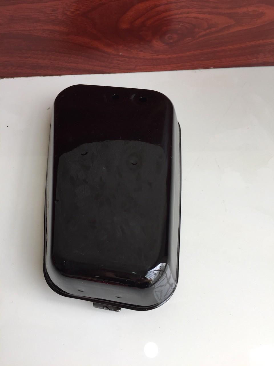 nắp cốp (nắp học bình) honda CL-Cds- sơn đen -tem +óc đầy đủ