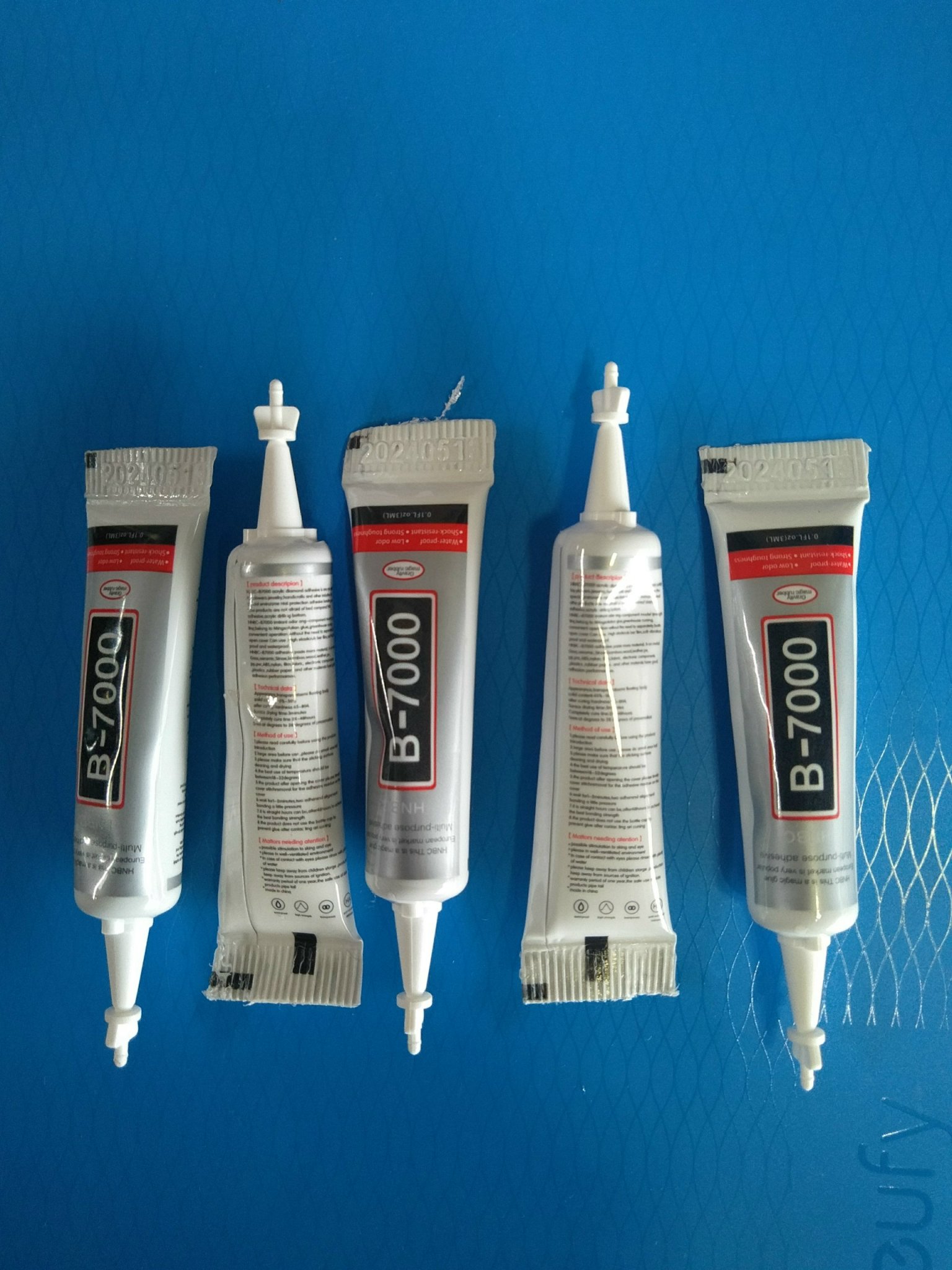 Keo dán B-7000 (3ml)