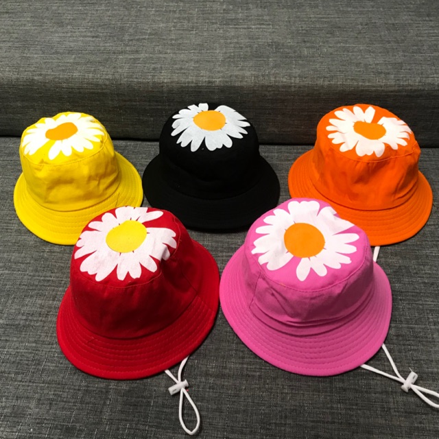 [Nón Em Bé ] Nón Bucket Em Bé - Bông Cúc In Đỉnh