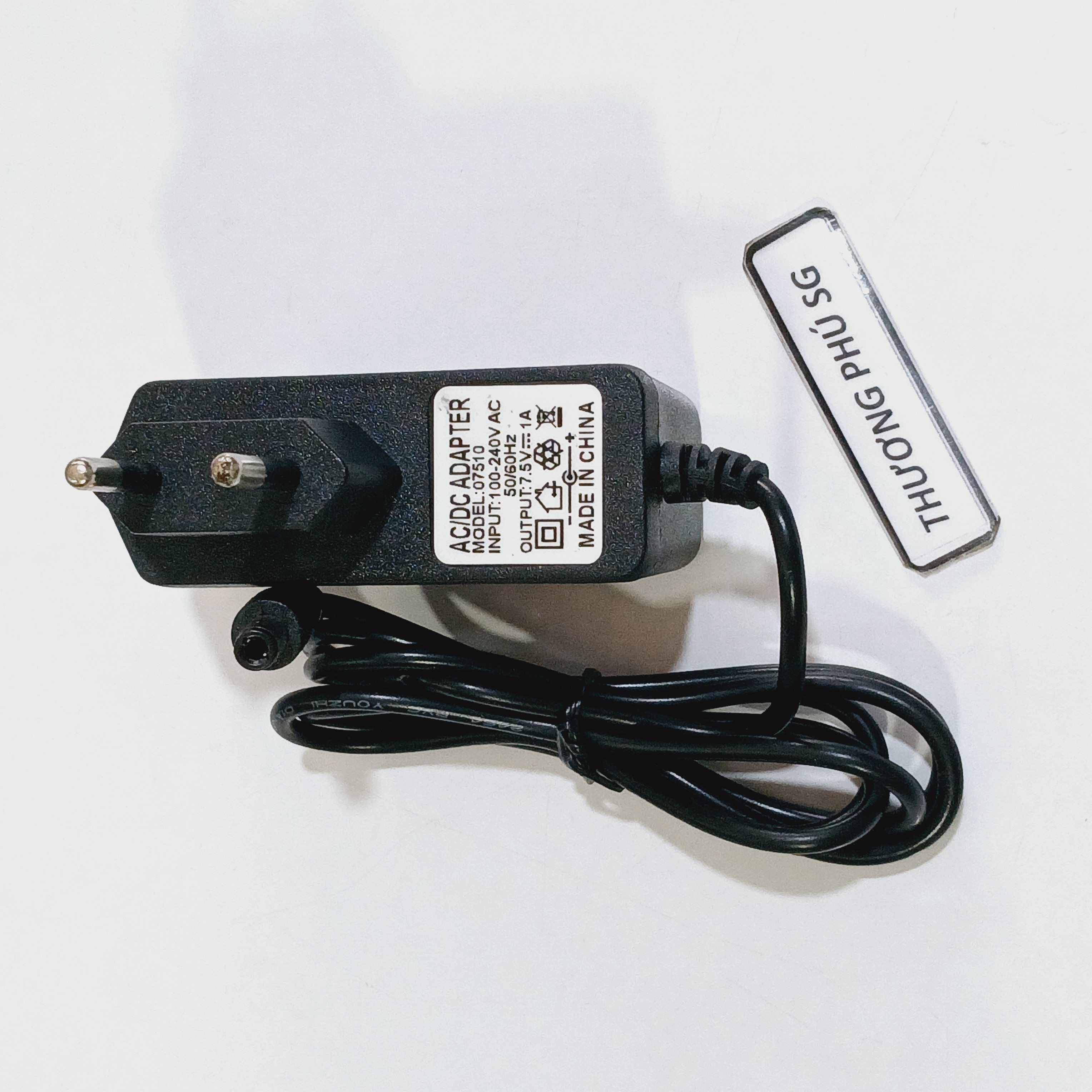 Nguồn Adapter DC 7.5V - 1A / Đầu cắm 5.5mm x 2.1mm