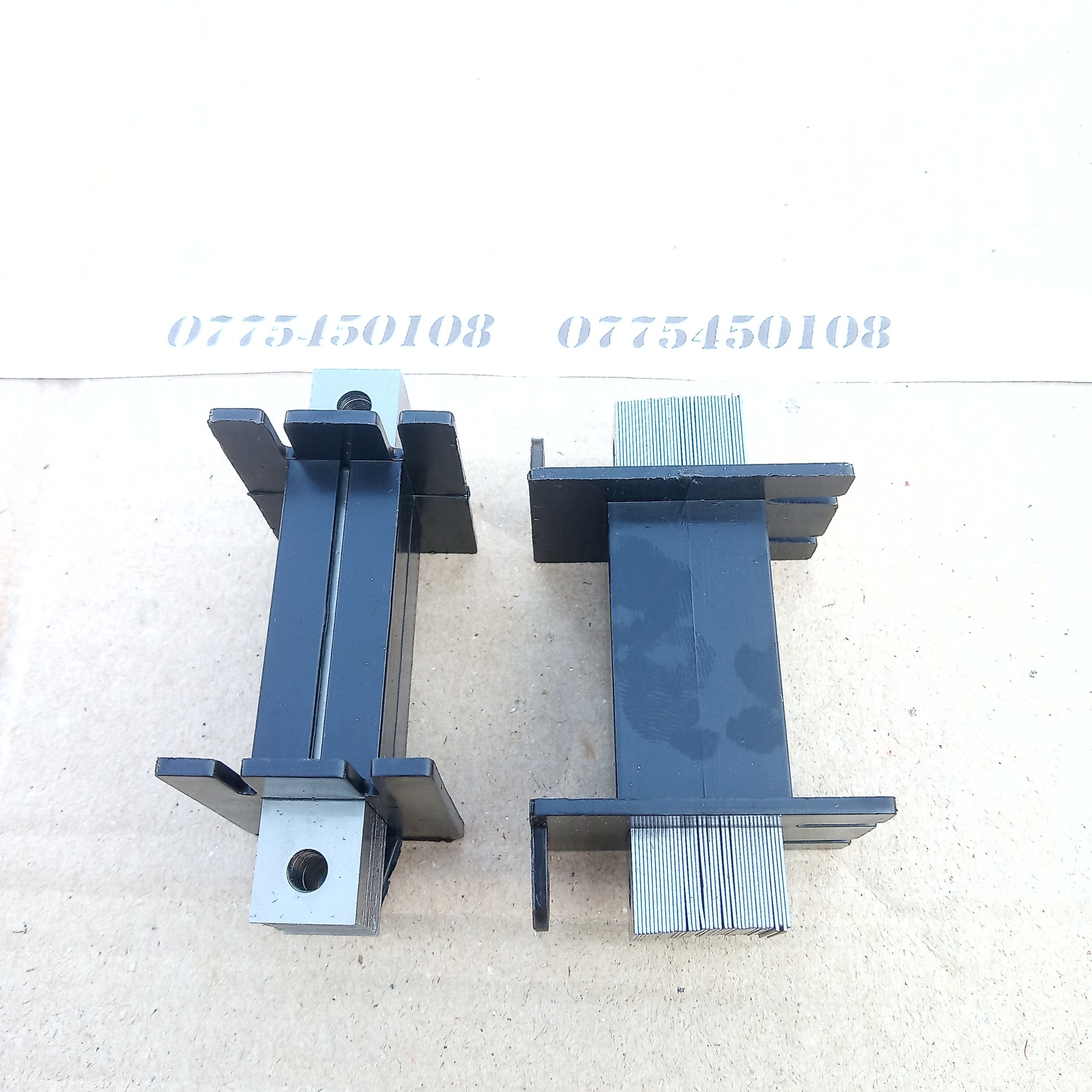 KHUÔN QUẤN CUỘN CẢM ĐEN LỚN - 2 CÁI