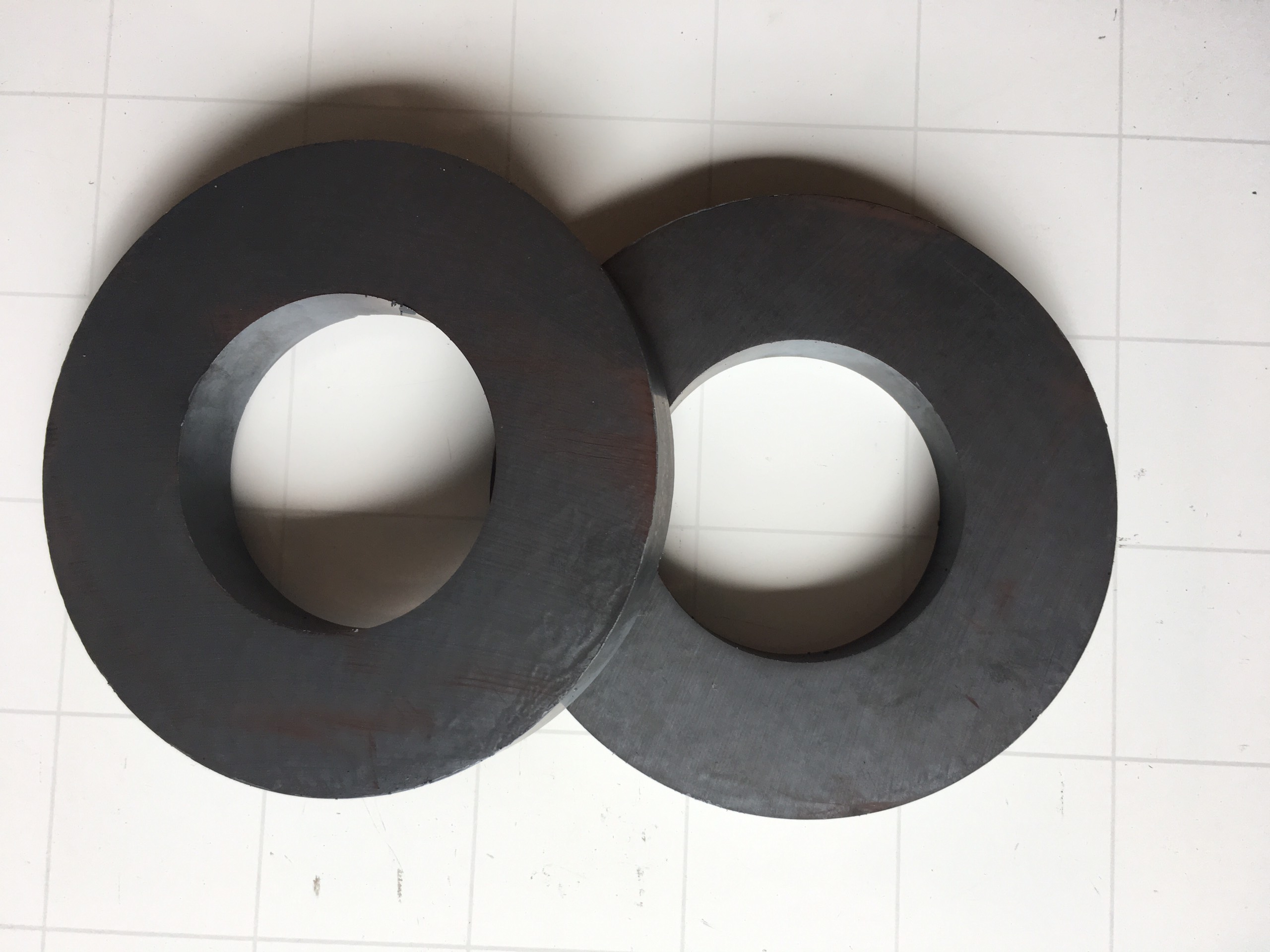 [HCM]Nam Châm Đen Ferrite Ø 70x32x10mm – Nam Châm Hình Nhẫn