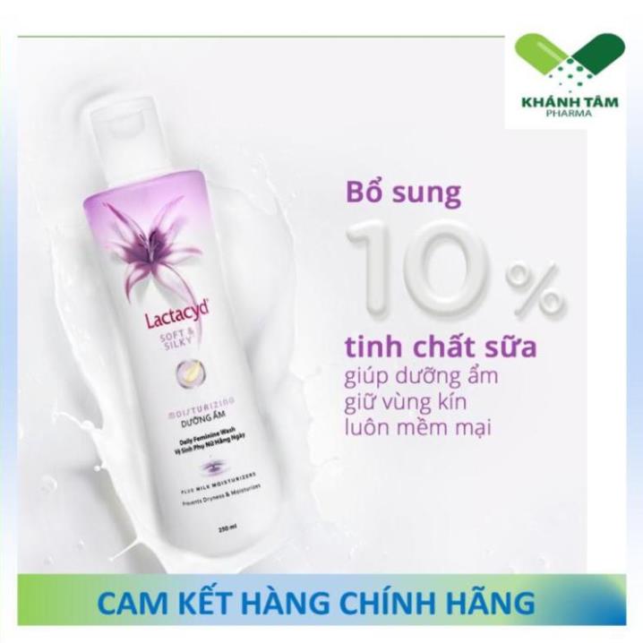 ! Dung dịch vệ sinh phụ nữ Lactacyd Soft & Silky