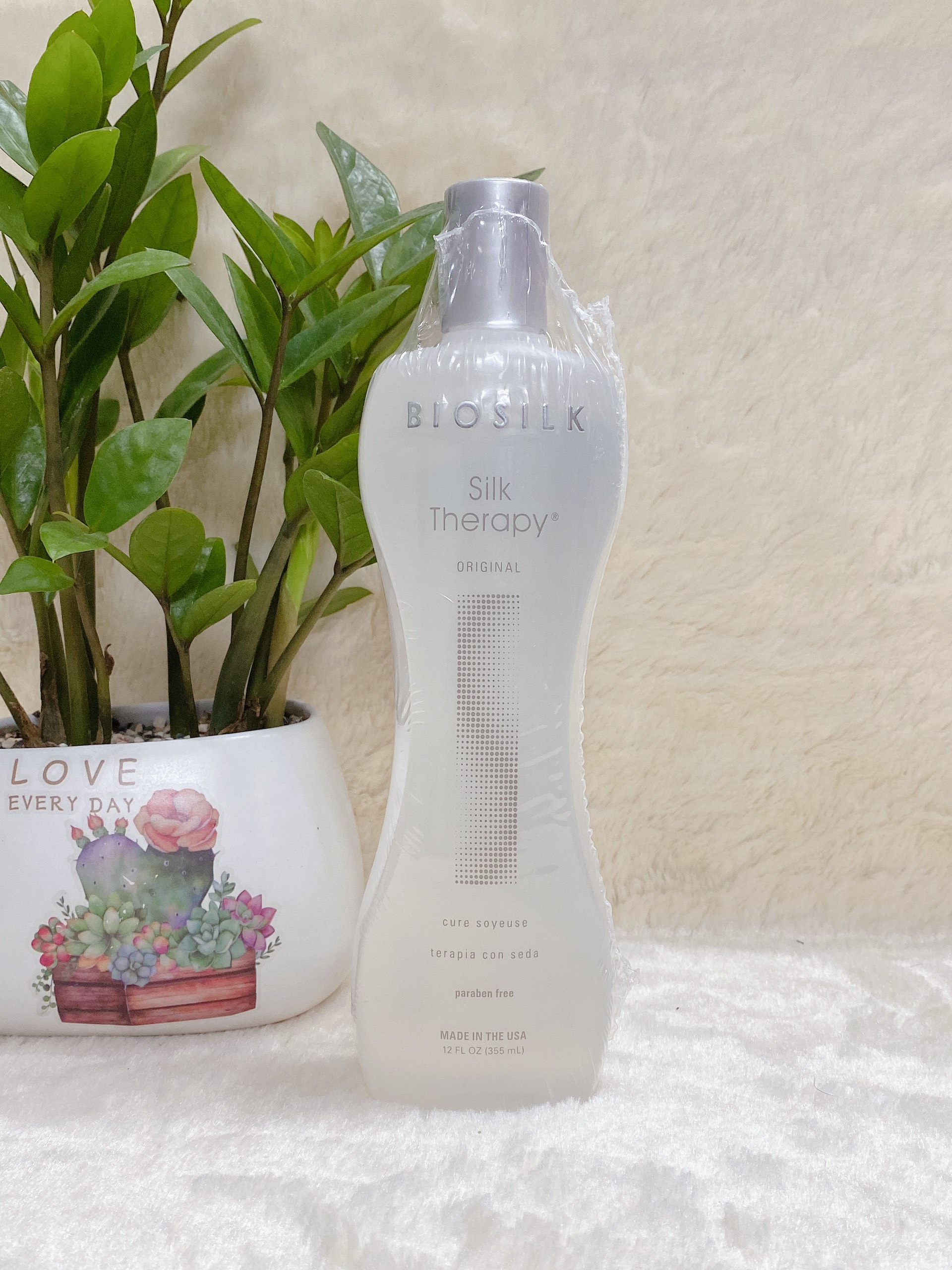 Tinh dầu dưỡng tóc bóng mượt siêu thơm Biosilk 355ml Mỹ