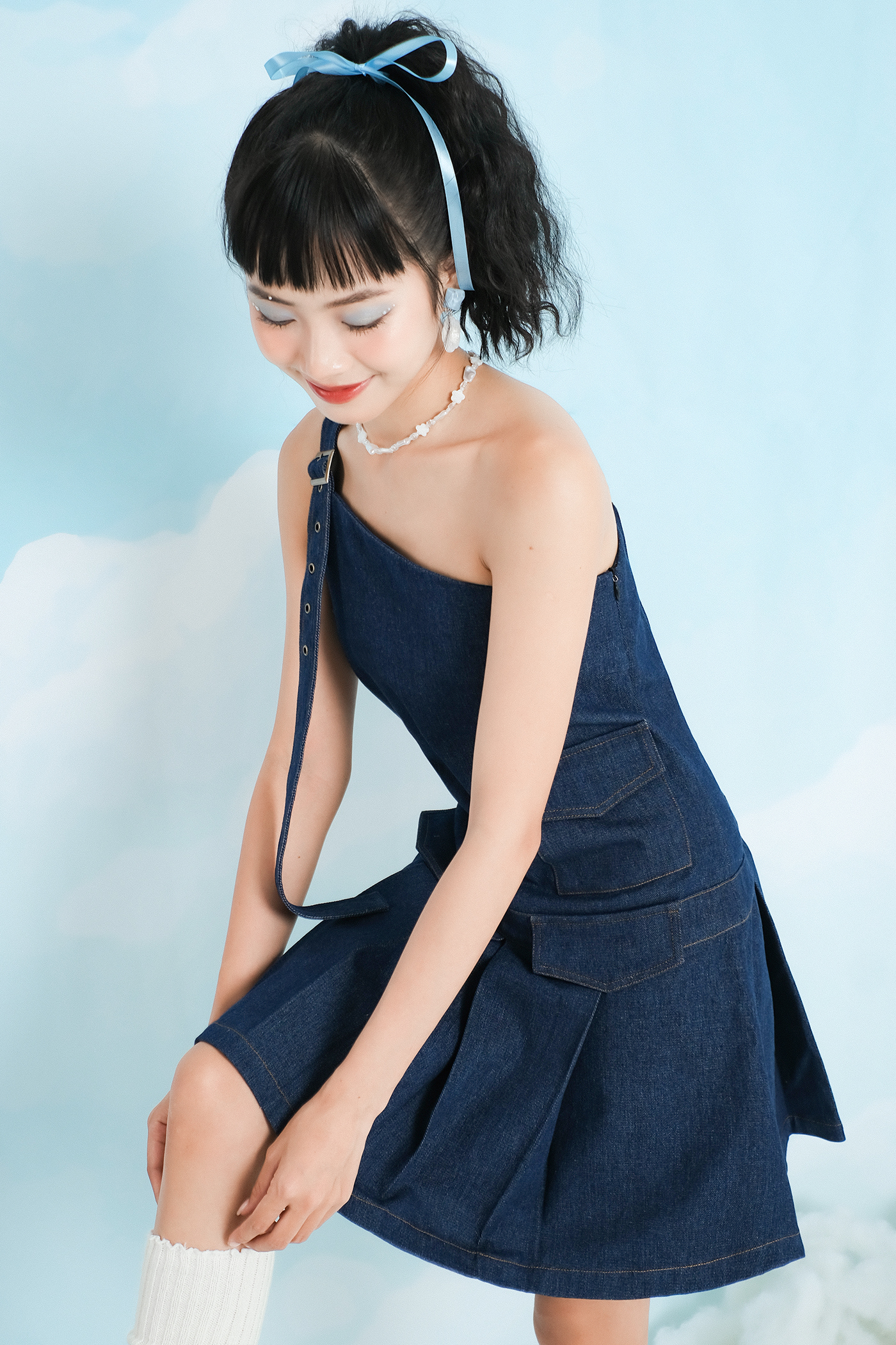 Double Moonshot - Đầm jeans lệch vai Deep sea