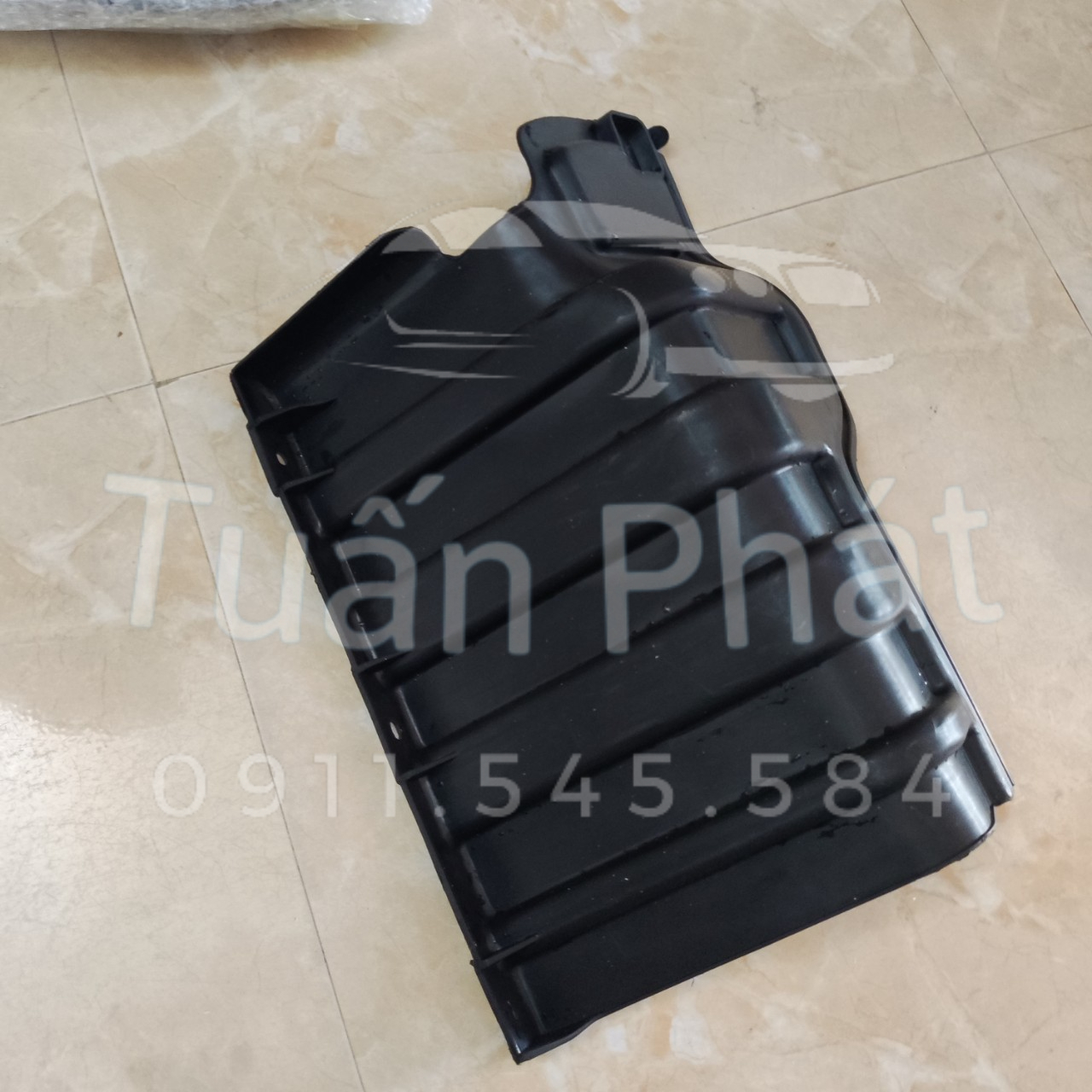 Chắn Bùn Gầm Máy Giữa Kia Morning 2012-2019