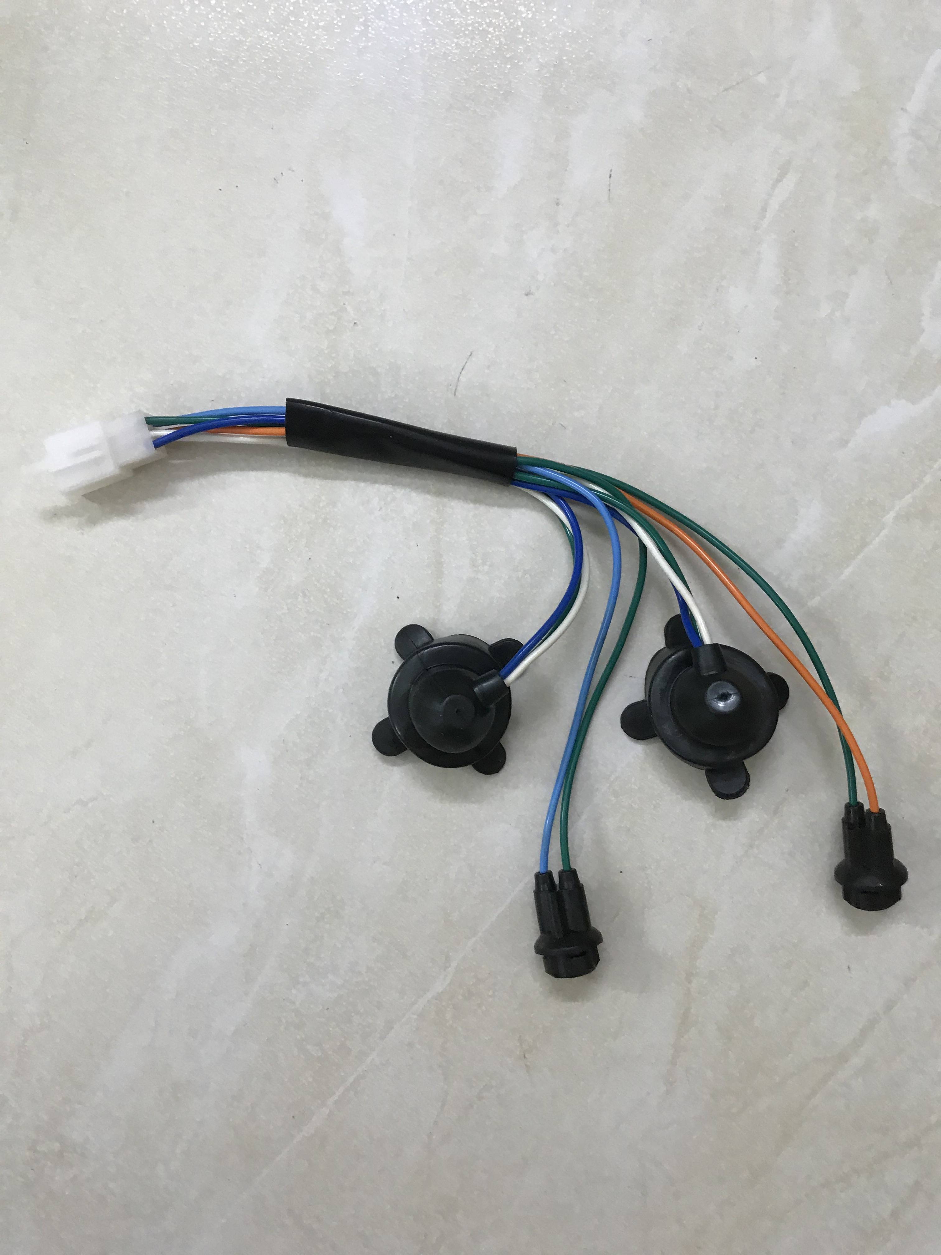 [HCM]Đuôi đèn trước wave alpha 2 bóng ( loại tốt )