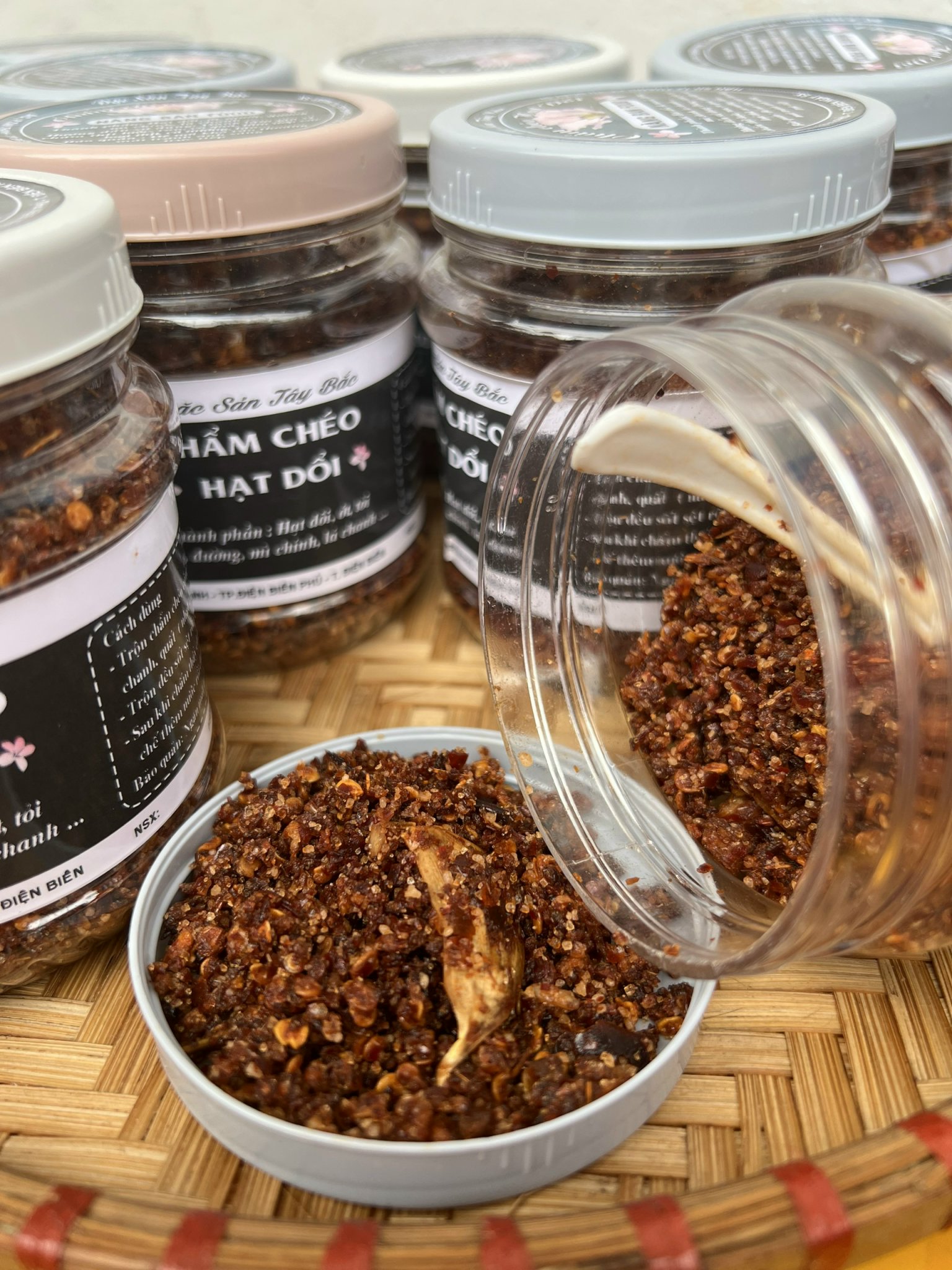 Chẩm Chéo Hạt Dổi Đặc Sản Tây Bắc (Lọ To) - Đặc Sản 27