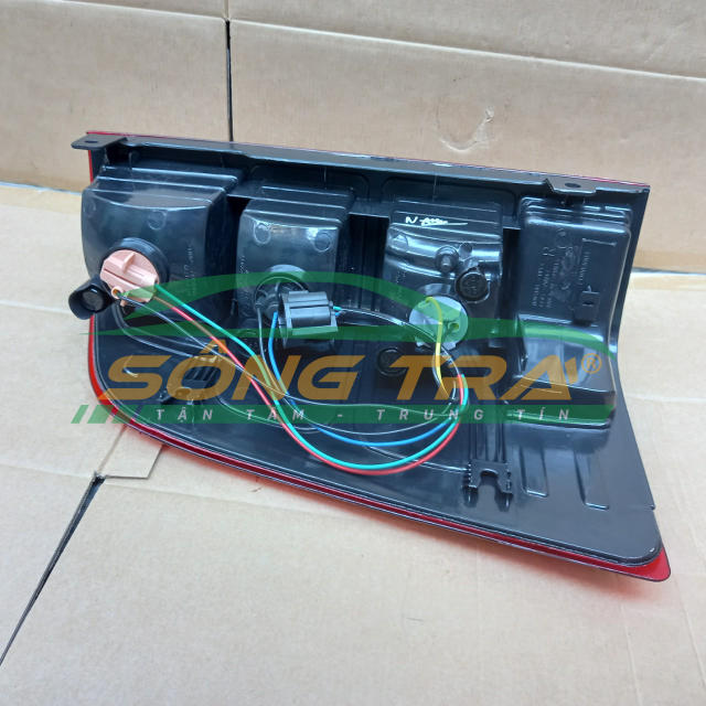 ĐÈN HẬU FORD RANGER