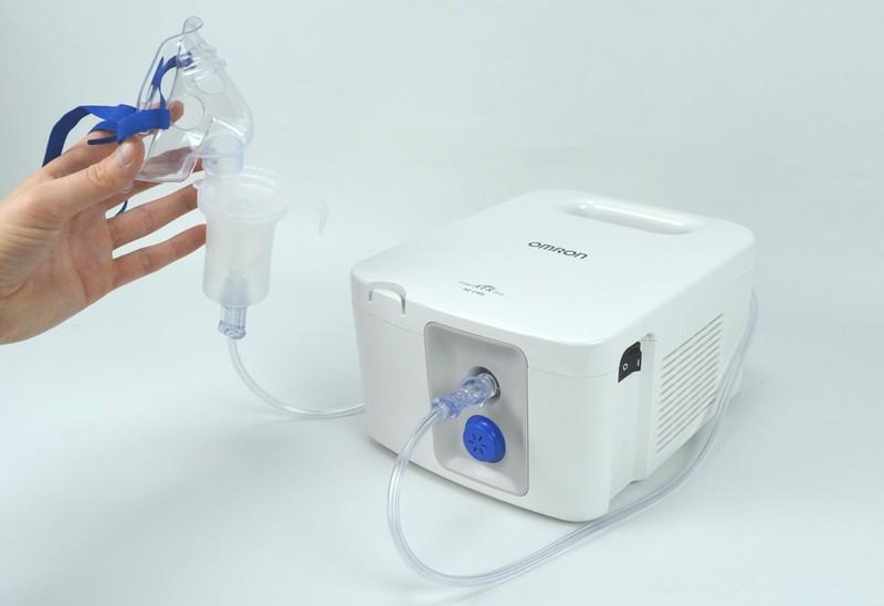 Máy xông mũi họng Omron NE-C900