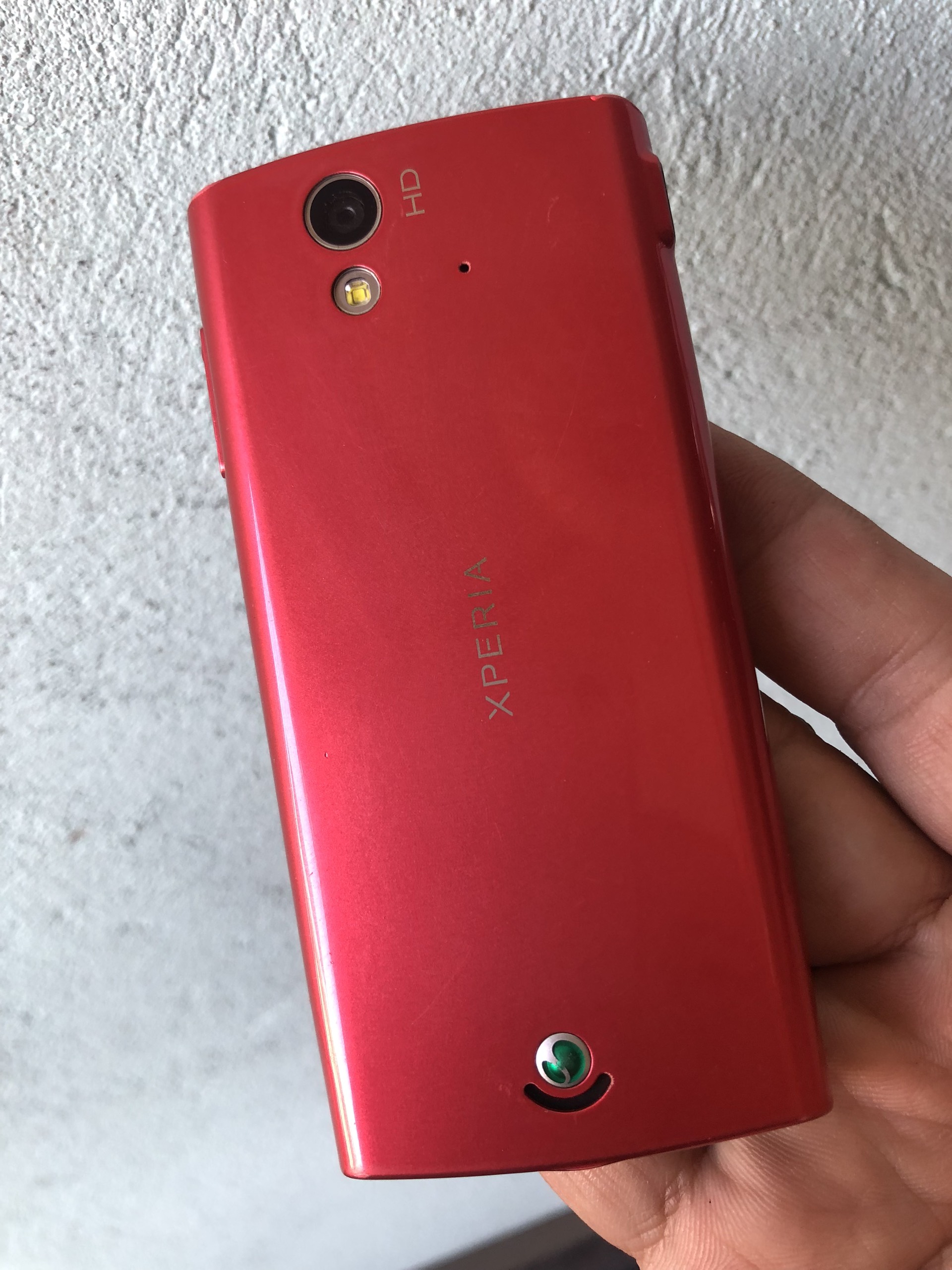 Điện thoại Sony Ericsson Xperia Ray ST18i