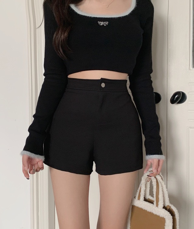 Quần short nữ lưng cao chất vải thun mago