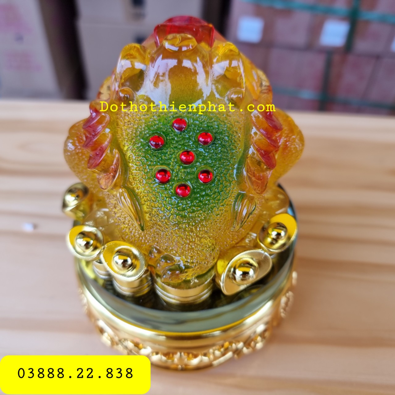 Cóc Ngậm Tiền Phong Thủy Màu Vàng