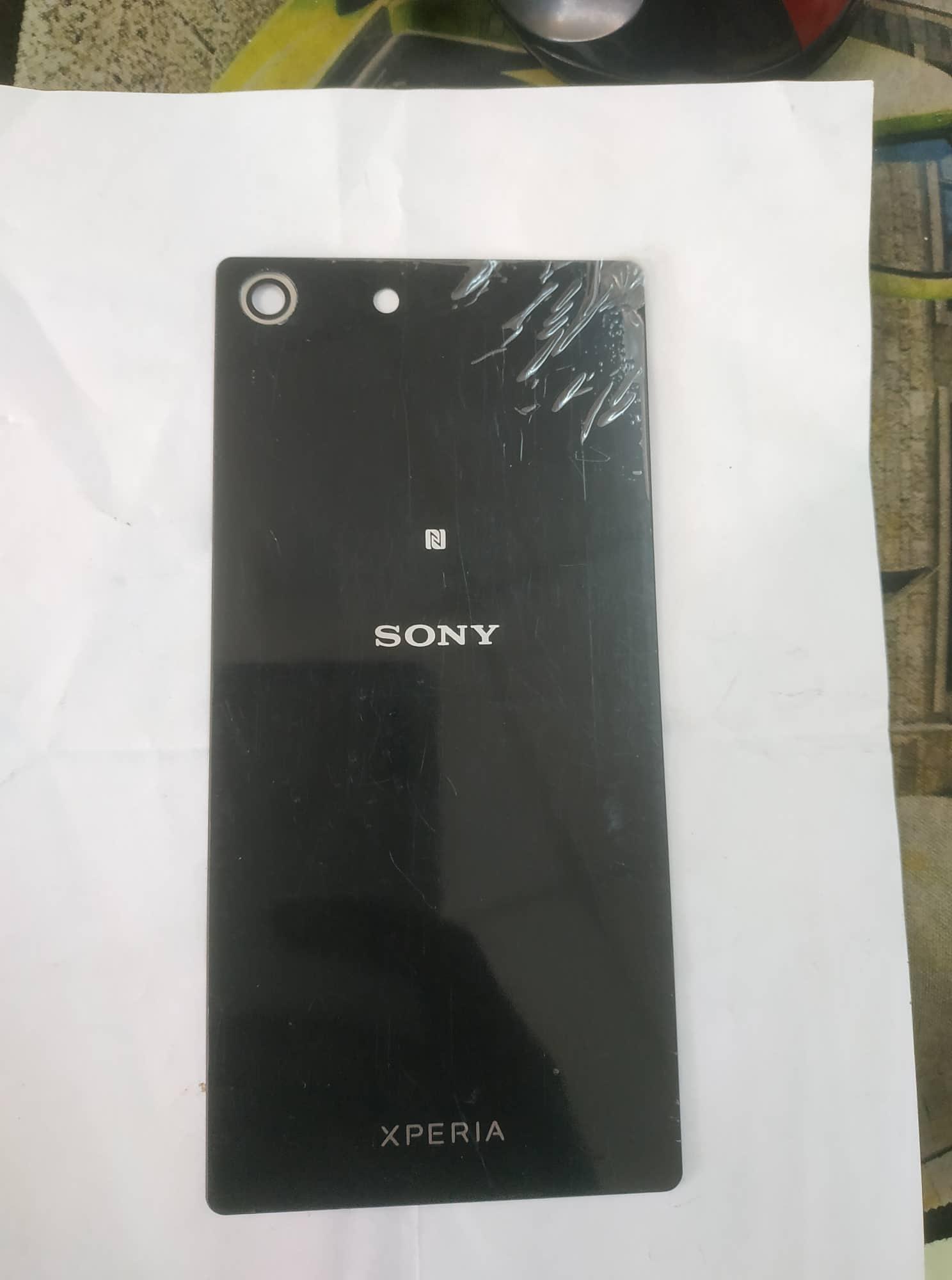 Nắp Lưng cho điện thoại sony M2