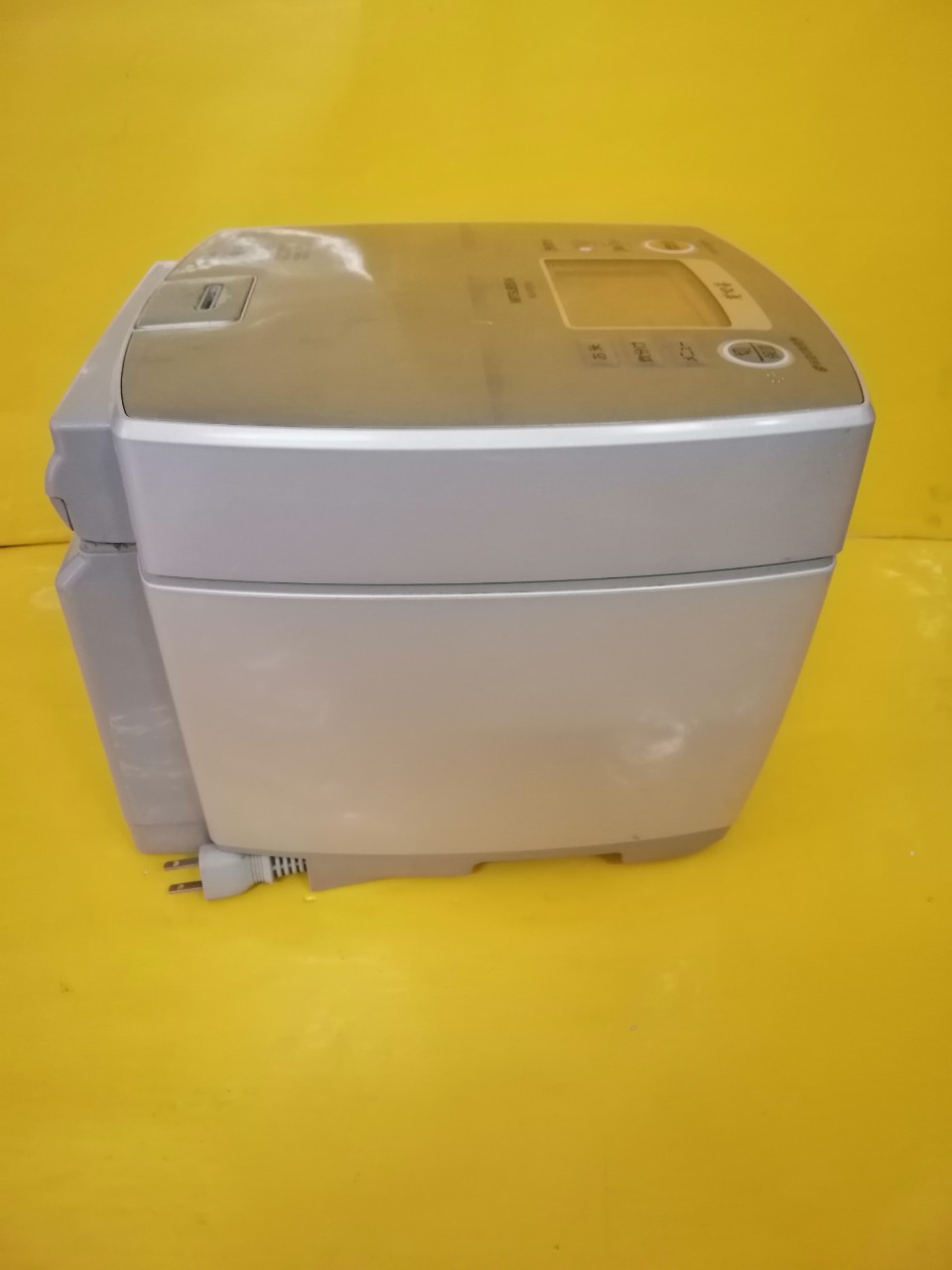 Nồi cơm nội địa Nhật Mitsubishi NJ-VX181 (1.8L)