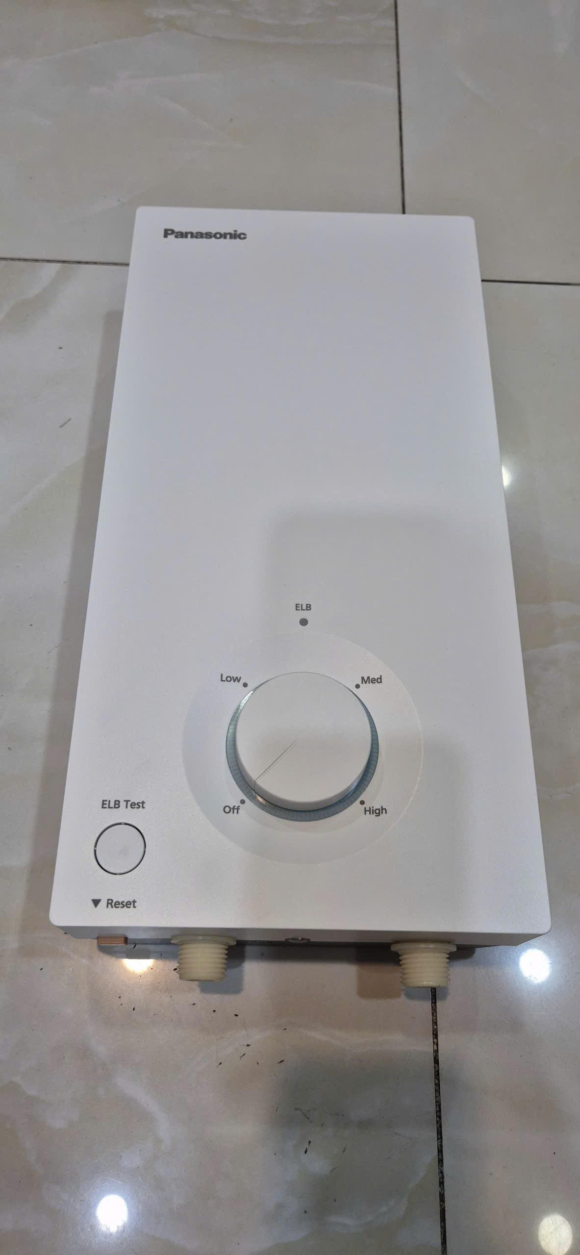 Máy nước nóng Panasonic DH-3VS1VW (KHÔNG BƠM TRỢ LỰC)