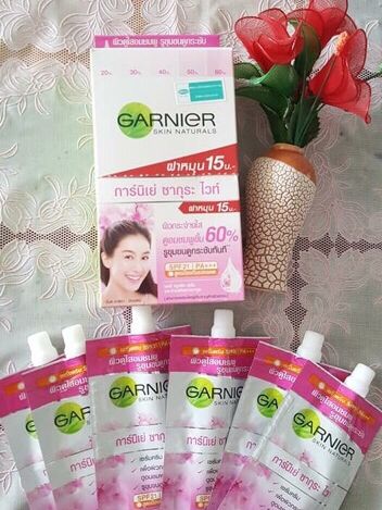 HỘP 6 GÓI KEM DƯỠNG DA CAO CẤP GARNIER ( HÀNG CHÍNH HÃNG  NGUYÊN HỘP )