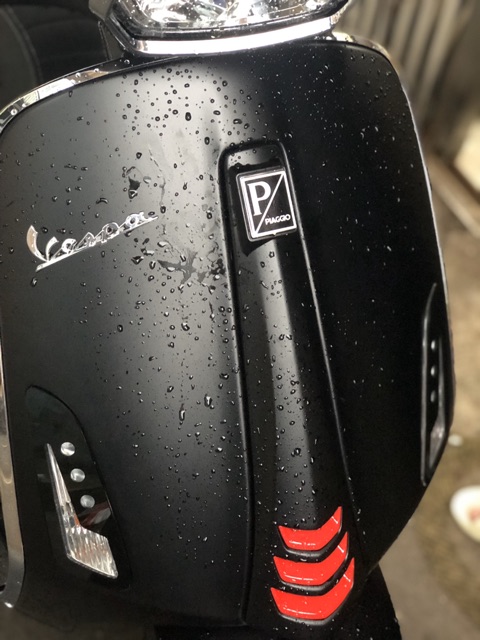 LOGO NHÔM PIAGGIO VESPA