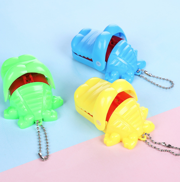 Móc Khóa Cá Sấu Cắn Tay Crocodile Dentist MINI