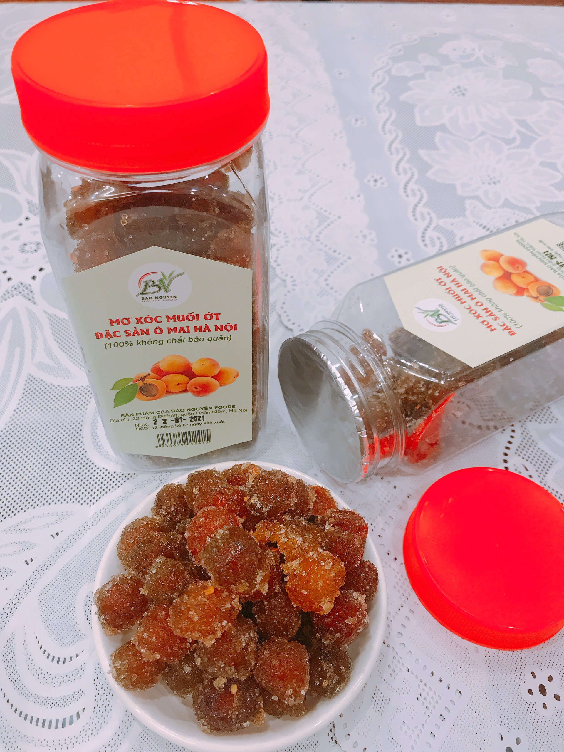 Hộp 400gr Mơ sấy xốc muối ớt (VIETFOOD)