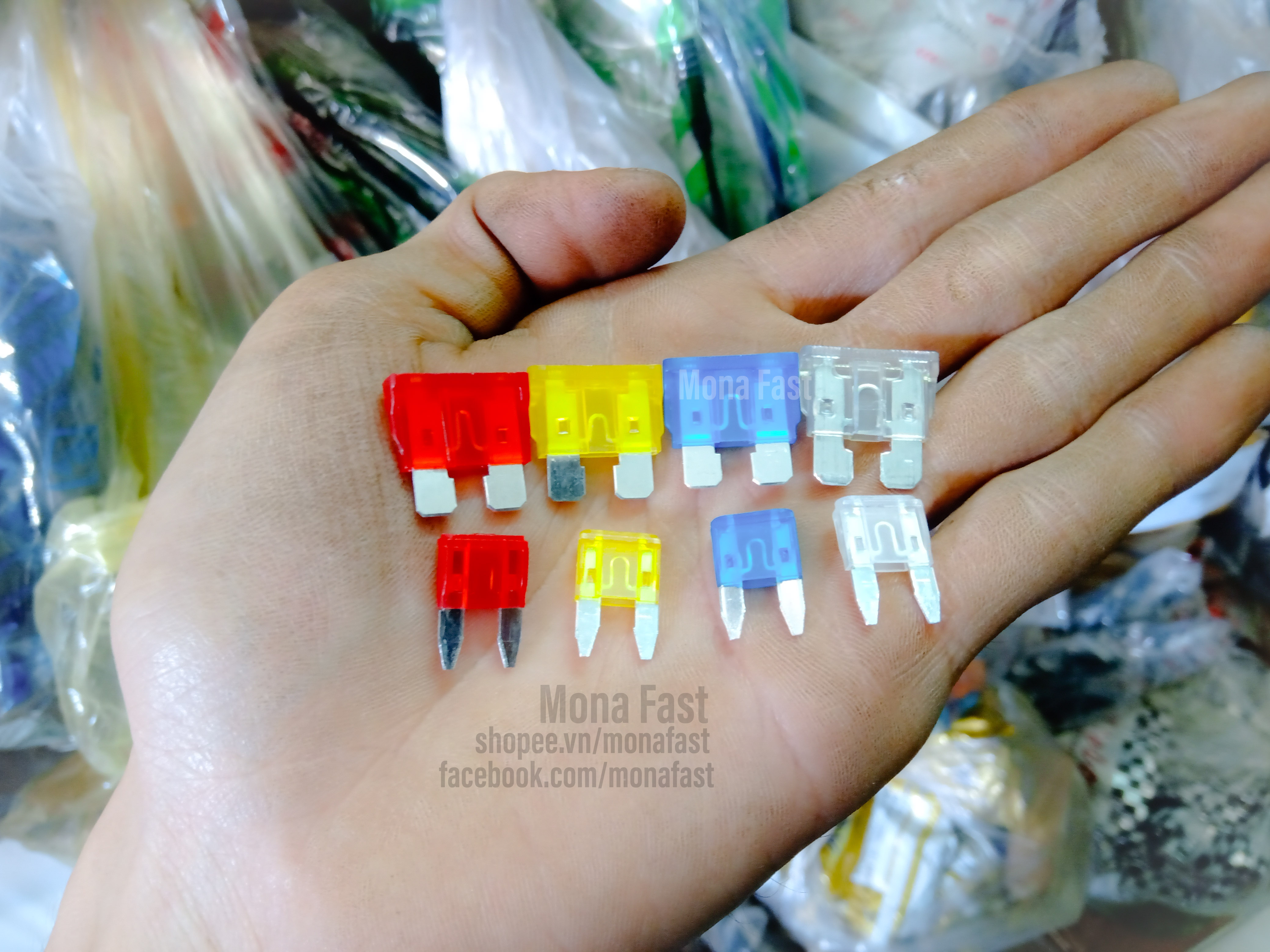 Cầu chì xe máy