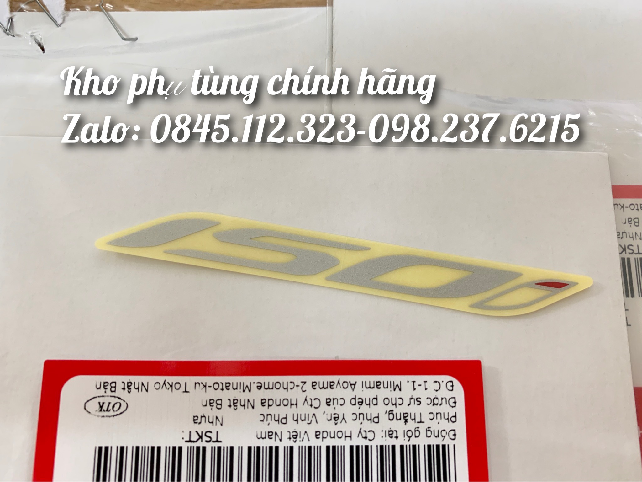 Tem chữ 150i màu bạc dùng cho SH2020 ( COMBO 1 CẶP )