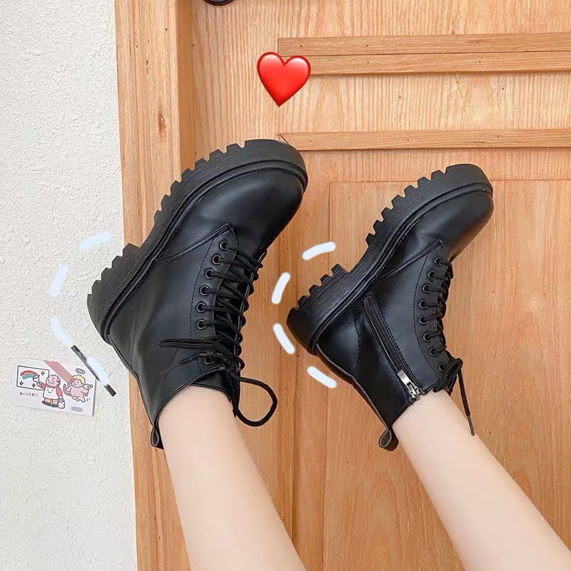 Giày bốt ullzang siêu xinh