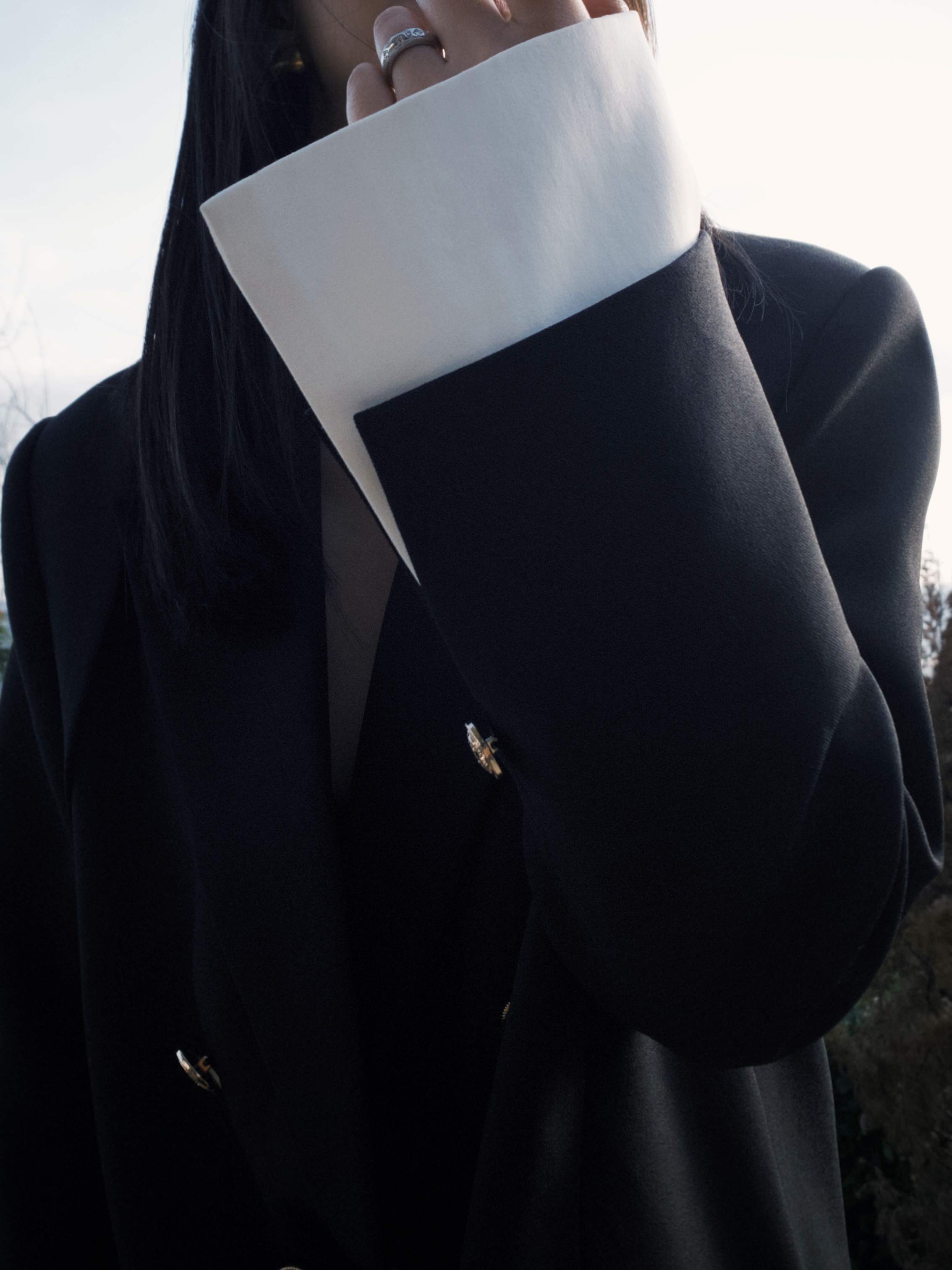Áo blazer oversize thời thượng - ESTHER STUDIOS Sophia Blazer - Black