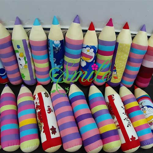 [HCM]GỐI ÔM BÚT CHÌ CHO BÉ