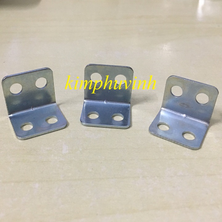 50 KE GÓC VUÔNG 1.5x1.5cm ( Bản 2cm - 4 Lỗ )