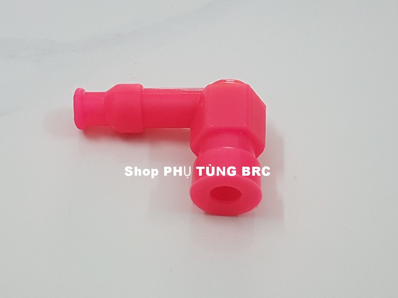 Đầu chụp bugi bằng nhựa dẽo chống nước ( SL: 1 cái)