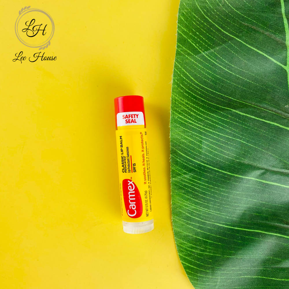 Son dưỡng môi Carmex Classic Lip Balm Medicated 4.25g