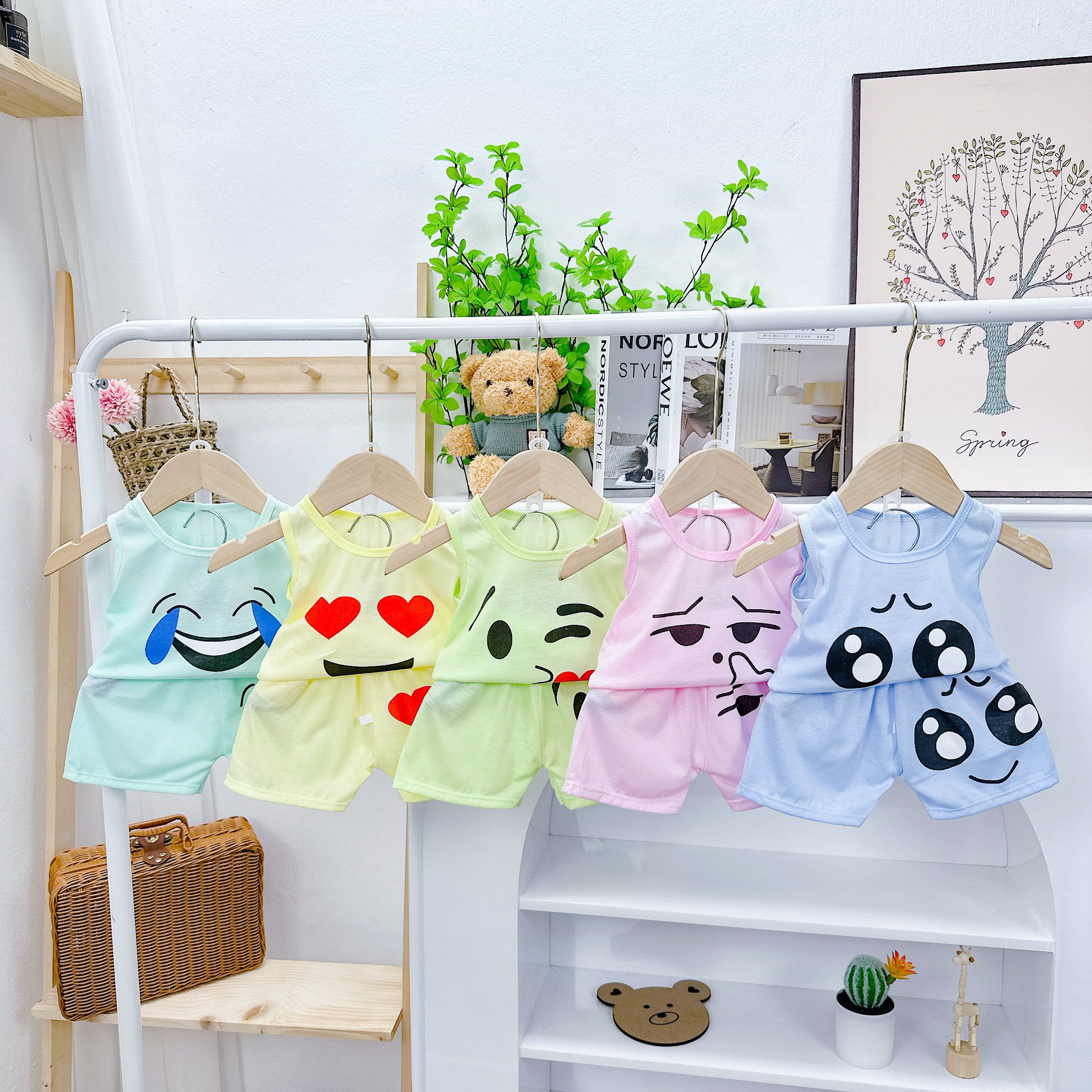 Set 5 bộ đồ hè cotton cúc vai cho bé yêu