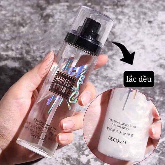 Lọ xịt khóa nền trang điểm