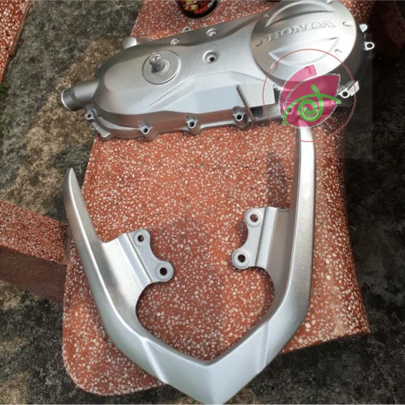 124 Sơn xịt Samurai màu Bạc