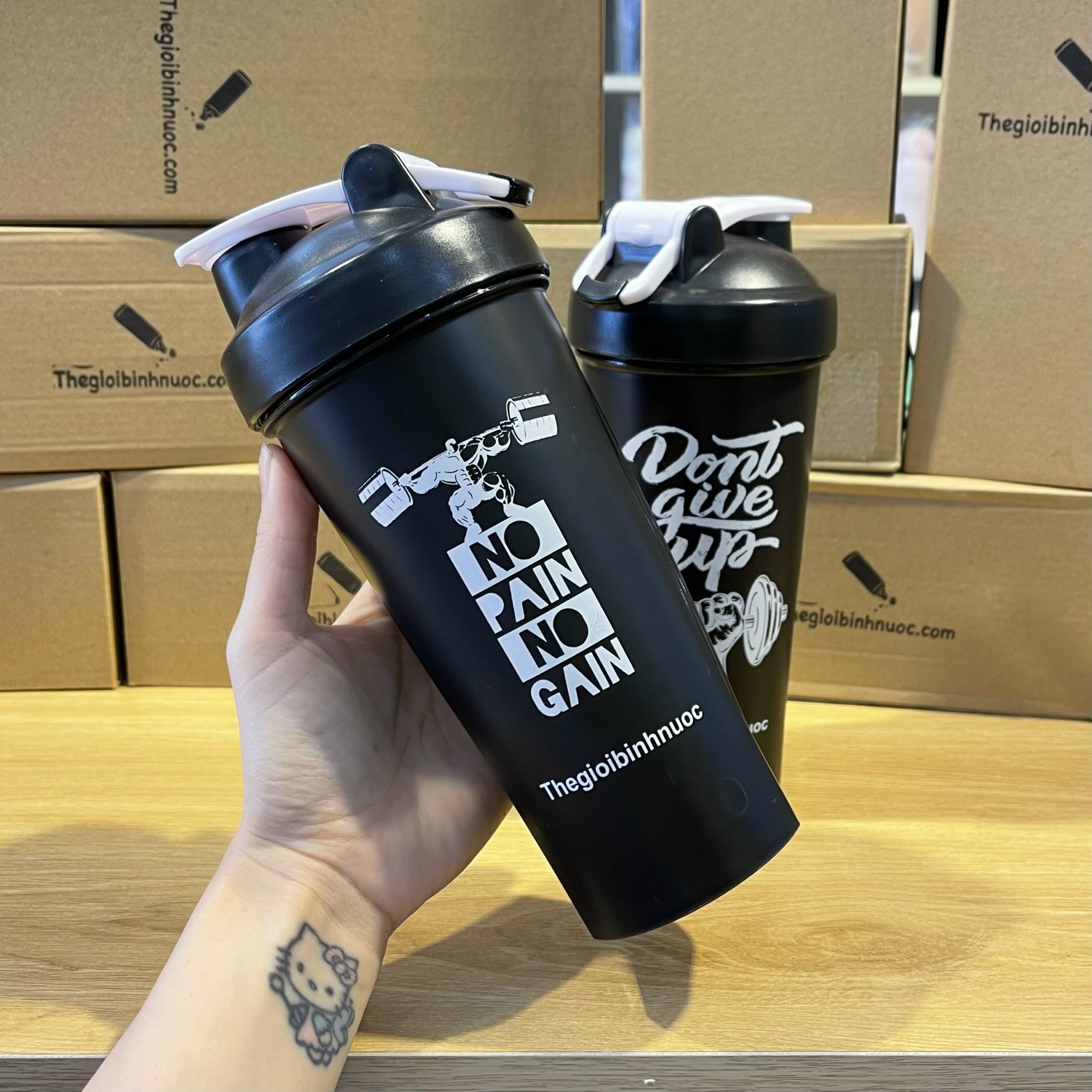 Bình Lắc Shaker Tập Gym 600ML N139