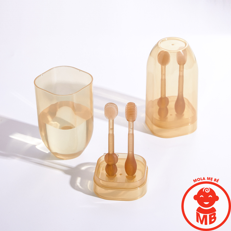 Sét rơ lưỡi bàn chải silicon cho bé từ 0-36 tháng (có hộp đựng màu vàng)