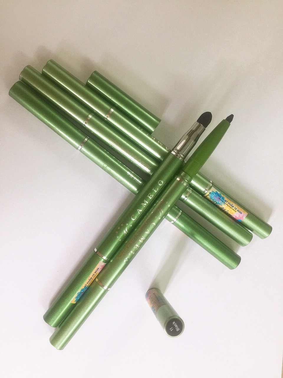 Chì kẻ mí vặn hai đầu Camelo Auto Eye Liner Pencil