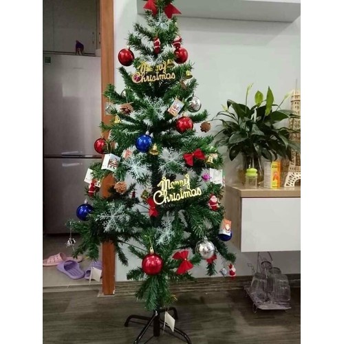 Cây thông Noel 1.5m kèm phụ kiện