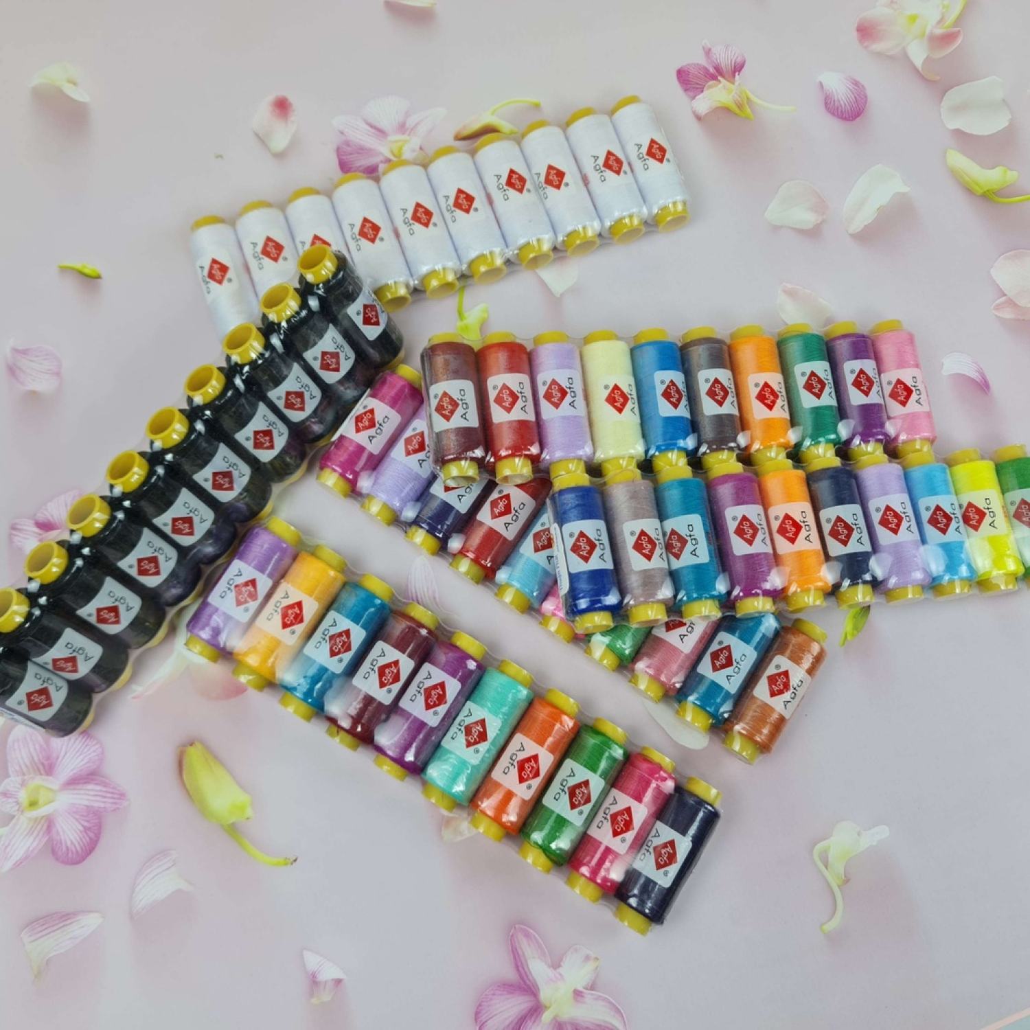 [SIÊU RẺ] 10 cuộn chỉ AGFA Thuận Phát 2000-2500m/ vỉ đủ màu - trắng - đen