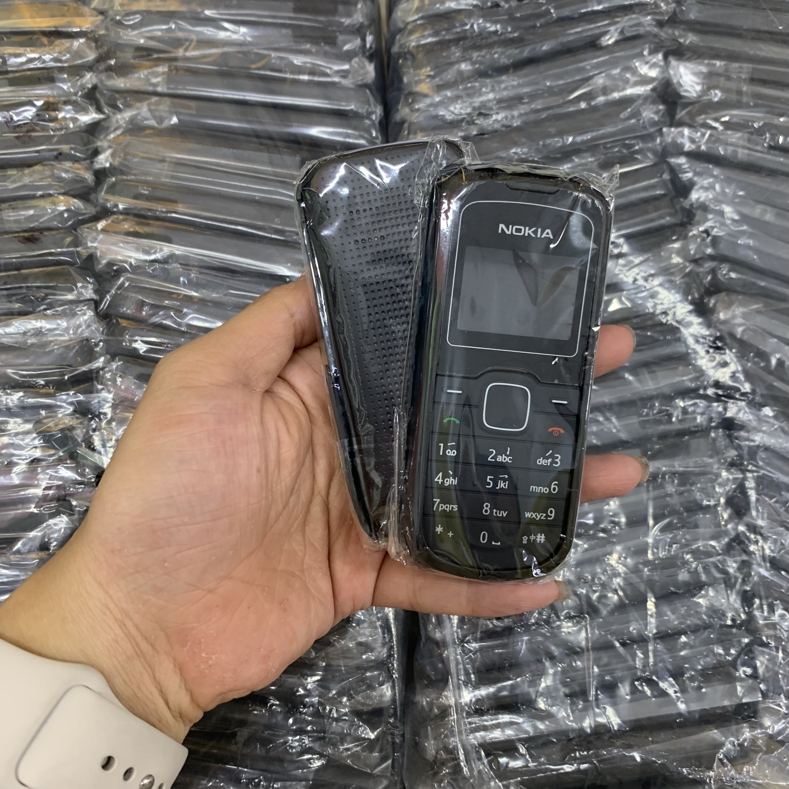 Bộ Vỏ Sườn Phím Nokia 1202 ( full bộ )