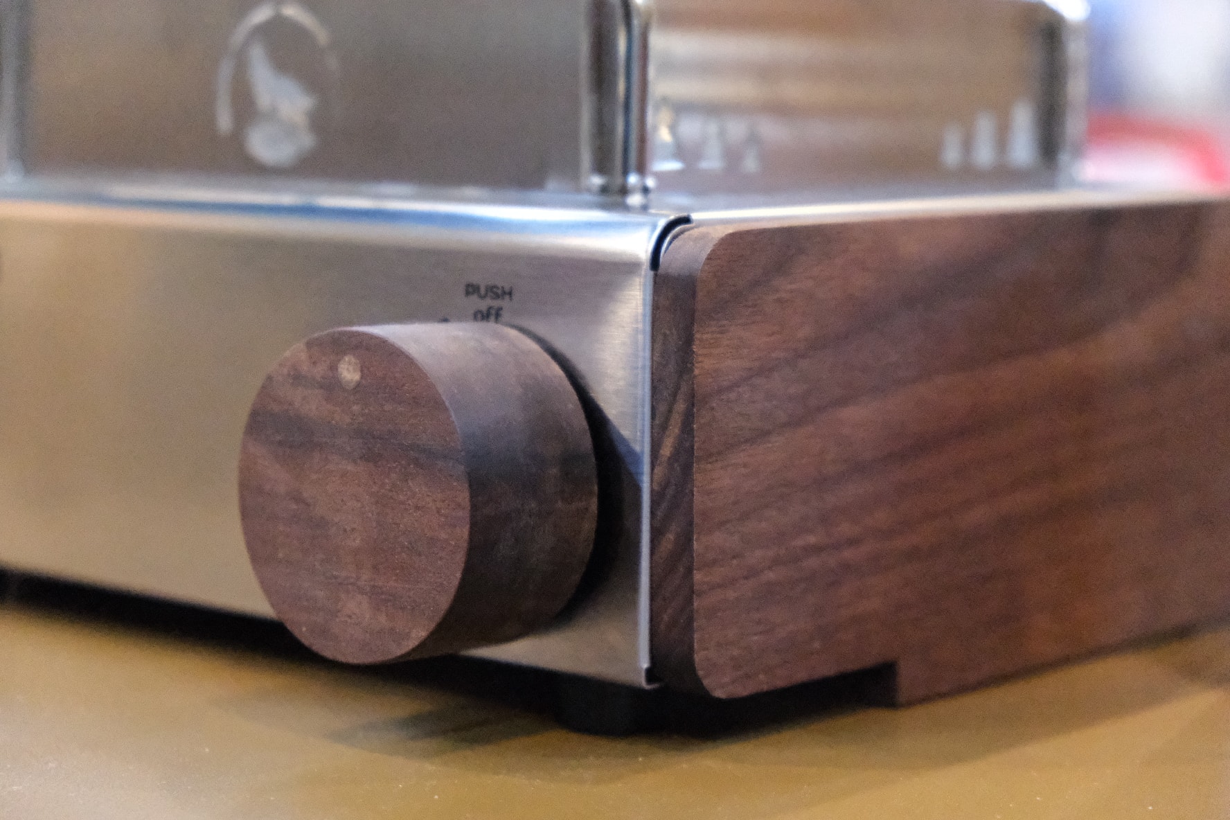 vỏ gỗ ốp bếp Gas cube Kovea
