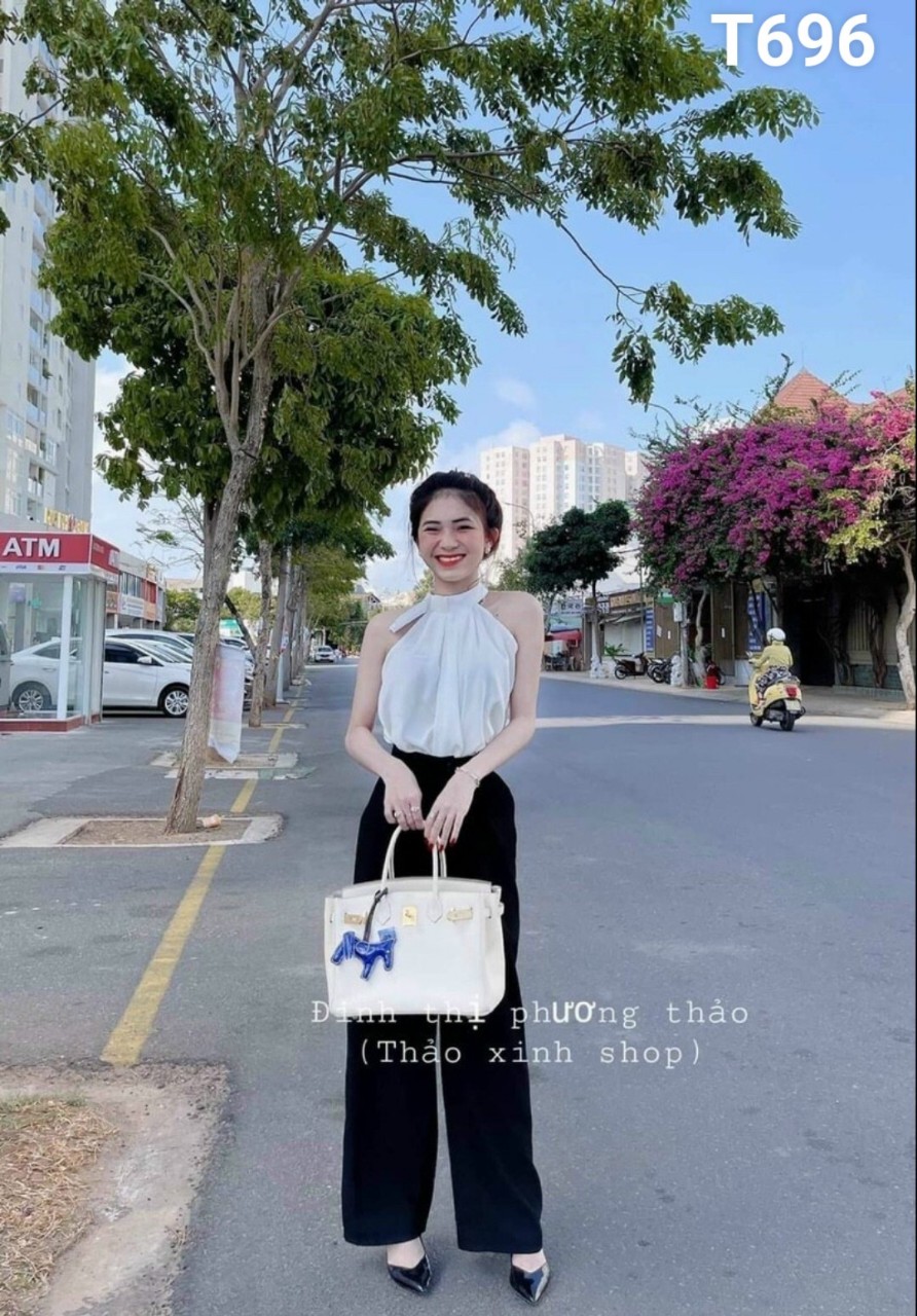 Set áo cổ yếm vải kate quần lụa cao cấp T696