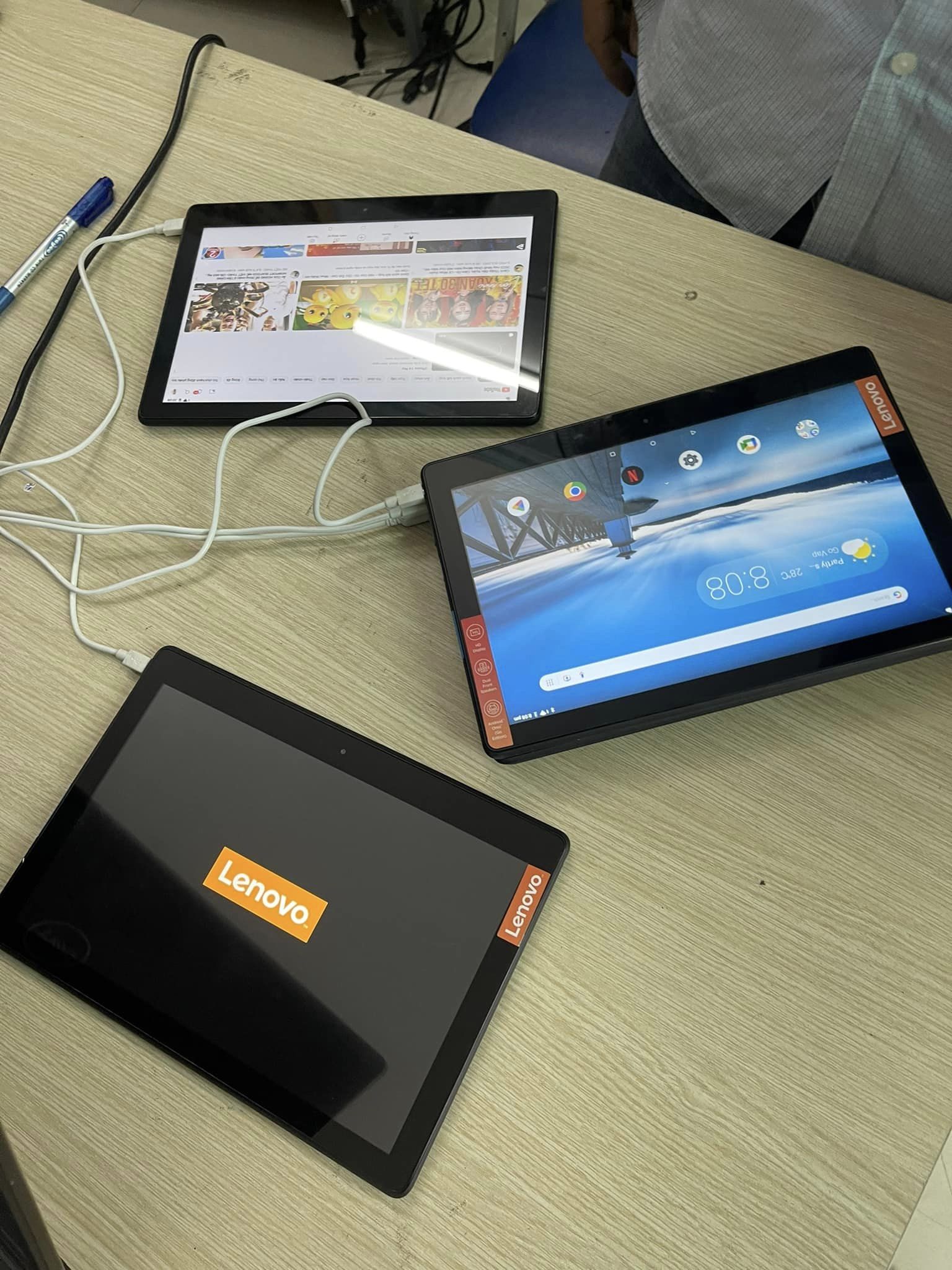 Máy tính bảng lenovo androi 8 ram 1gb lưu trữ 16gb 10inch