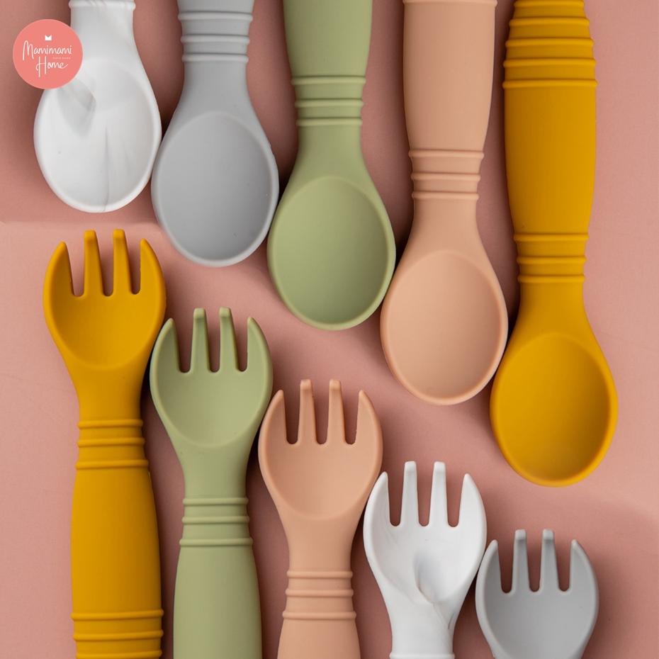 【Ready Stock】1pc Baby Tableware Food Grade Safe and Healthy Threaded Silicone Fork Spoon