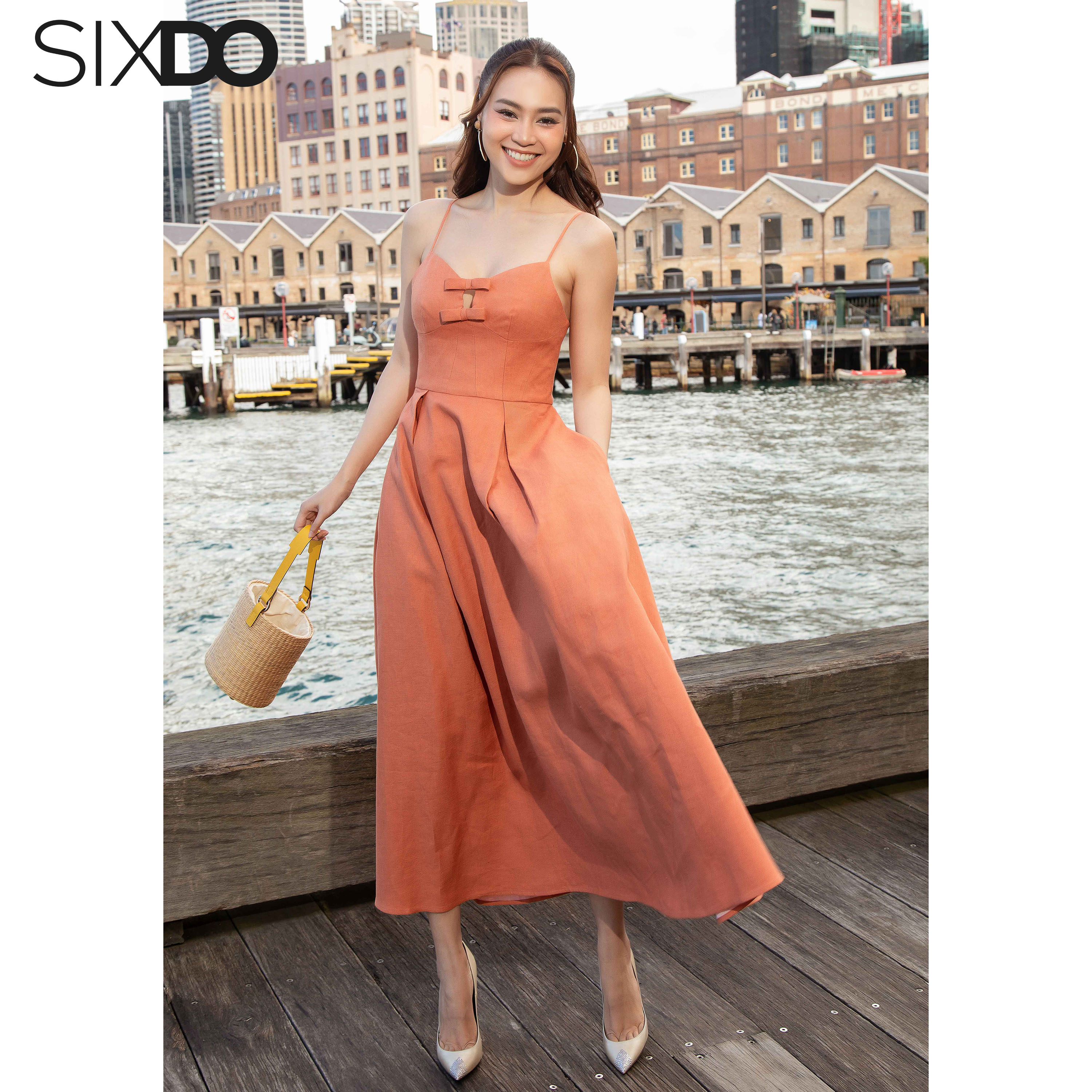 Đầm linen hai dây phối nơ ngực SIXDO (Salmon Strappy Midi Linen Dress)